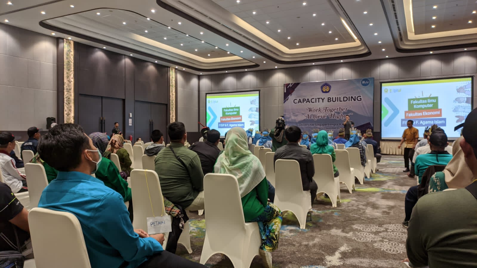 13a89892-64d1-48fa-bc67-f17bfd6b0f3f