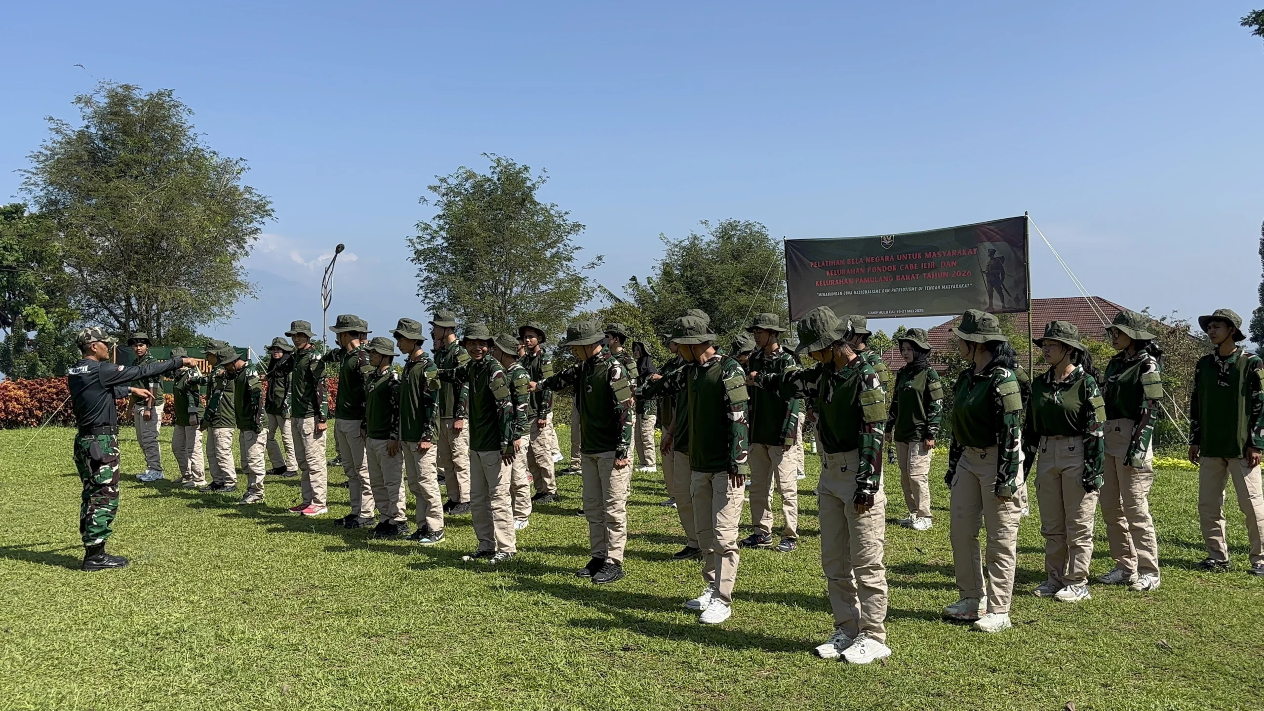 Event Kesbangpol - Bela Negara Kesbangpol 2026: Program Pembentukan Karakter dan Kepemimpinan di Camp Hulu Cai 1 Bela Negara Kesbangpol 2026 apel pagi peserta