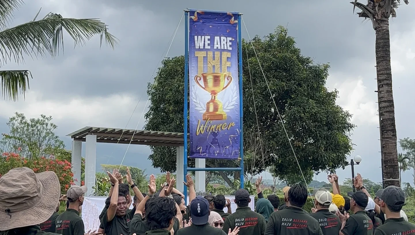 Event CGN - Outbound Management Training PT Caturgriya Naradipa di Kuningan: Penguatan Leadership dan Teamwork 3 Outbound Management Training final game Candle Guard