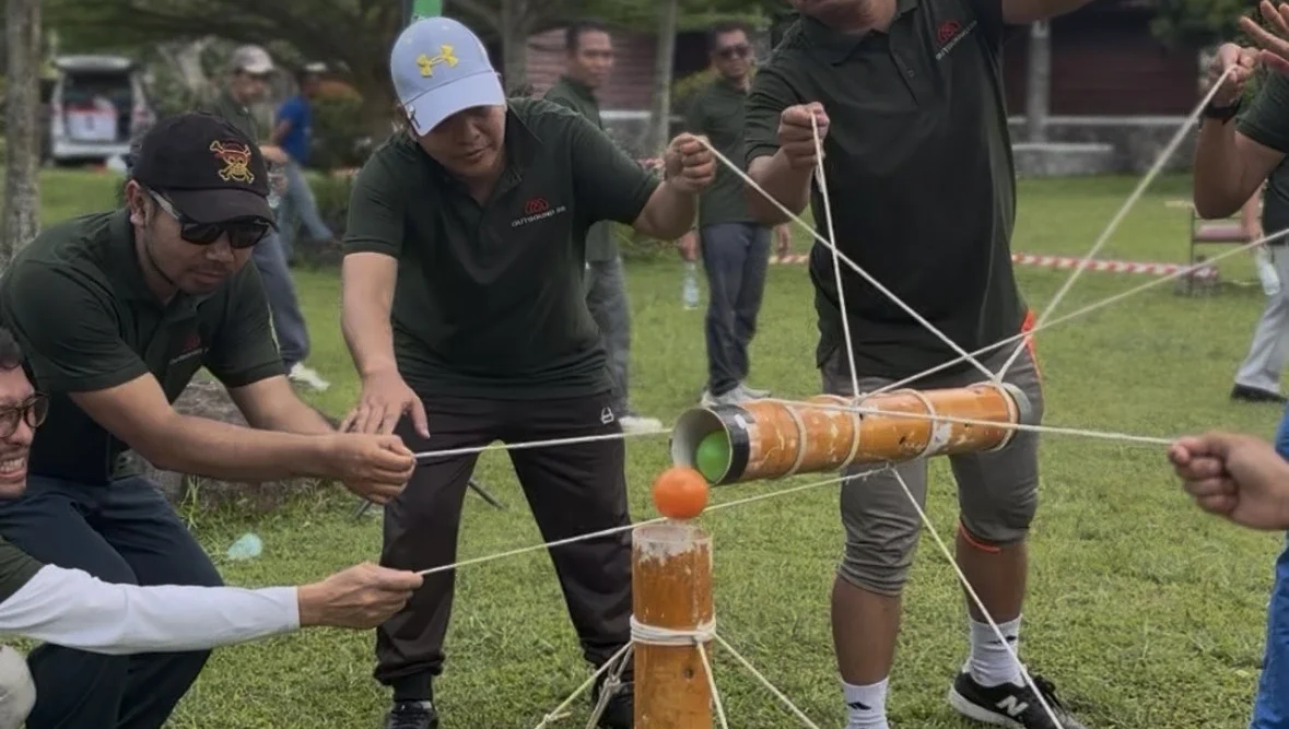 Event CGN - Outbound Management Training PT Caturgriya Naradipa di Kuningan: Penguatan Leadership dan Teamwork 2 Outbound Management Training team building challenge